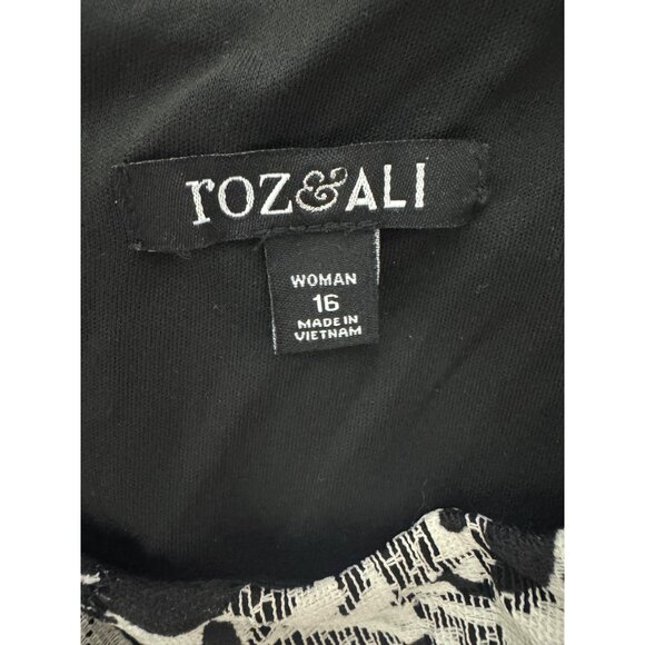 Roz & Ali Black & White Cutout Floral Lace Fit & Flare Dress Size 16W 1X Plus Sz - Picture 4 of 7